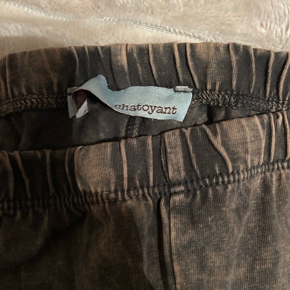 women’s flare pants - Picture 3 of 3